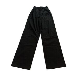 Nuvonu Roni Pleated Trousers in Black